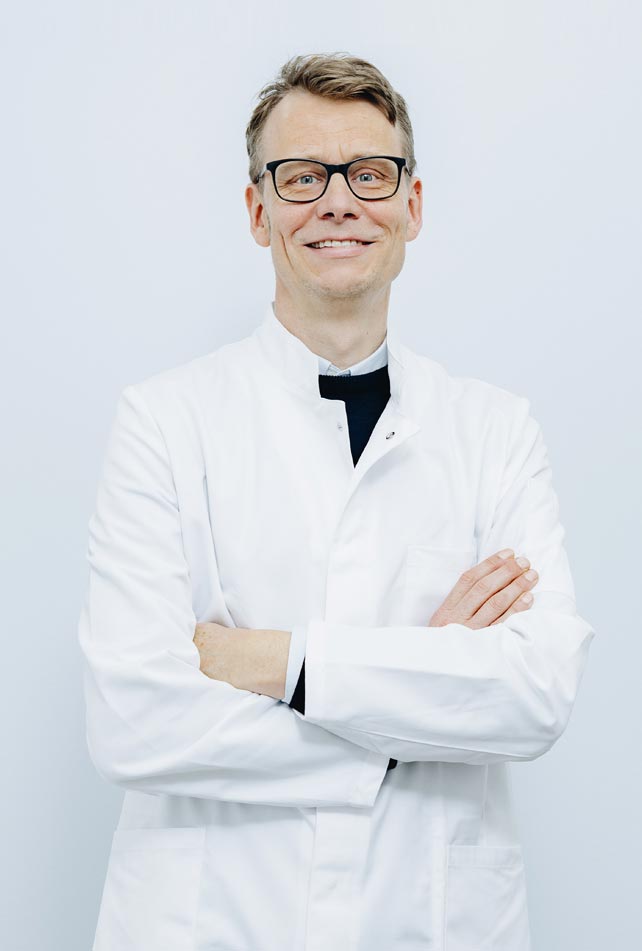 Porträtbild von Dr. Dierk Czybulka - Facharzt für Neurochirurgie